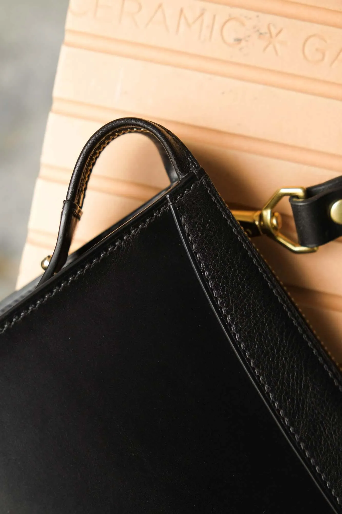 'CLOE' TUMBLED CROSSBODY BAG