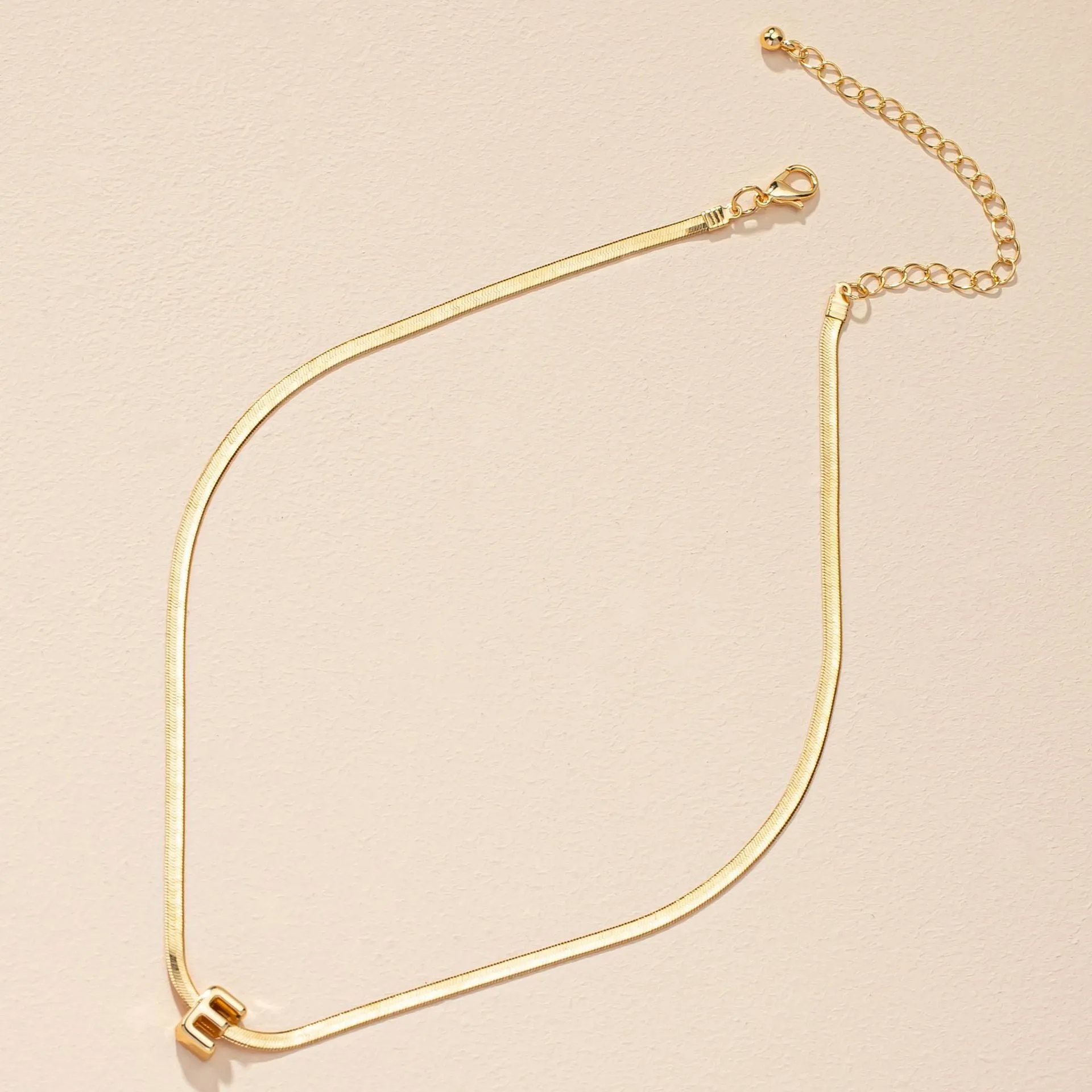 European Chic Letter E Necklace with Cross-border Style