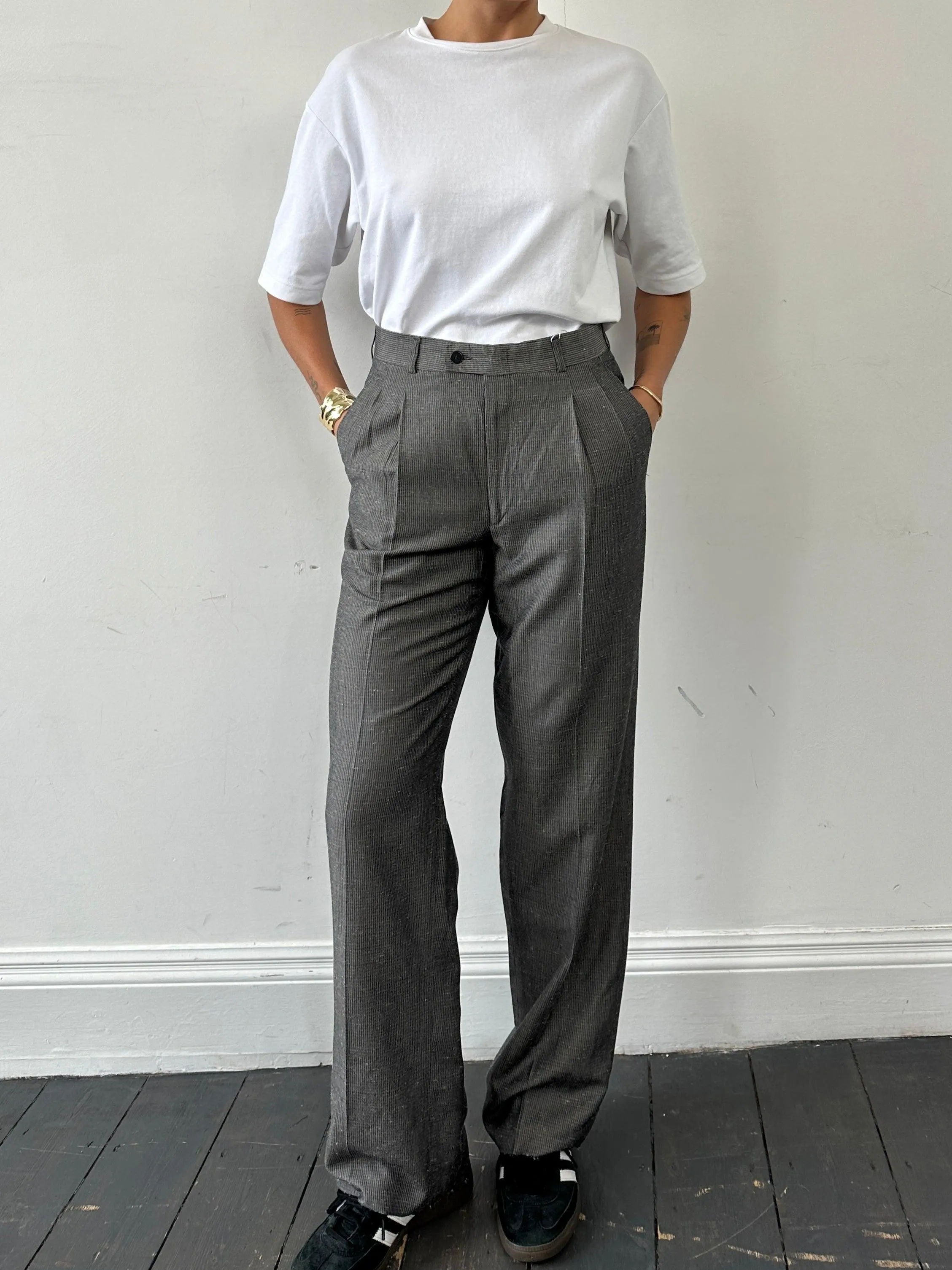 Italian Vintage High Waisted Straught Leg Raw Hem Tailored Trousers - W28