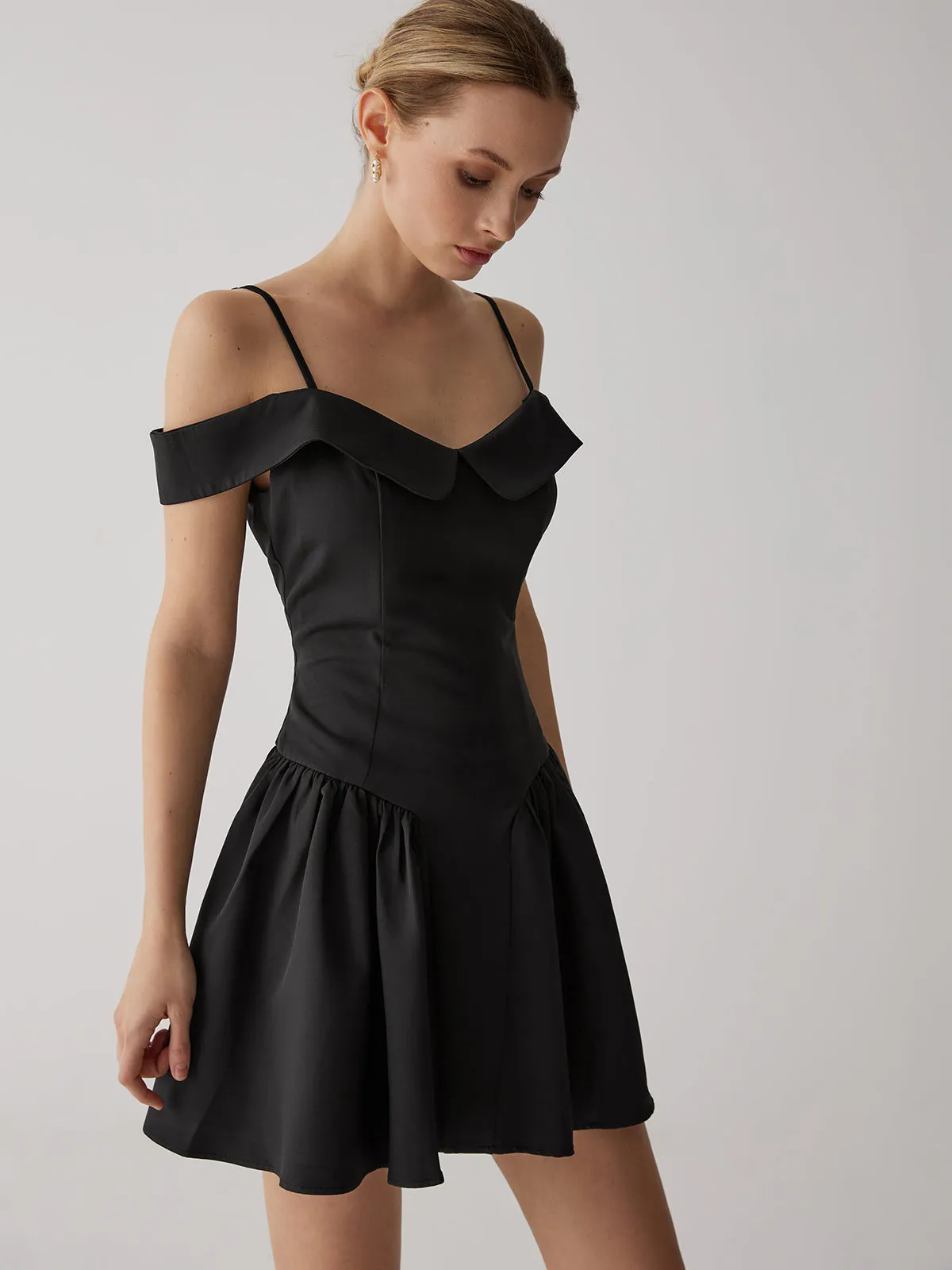 Solid Off-Shoulder Graceful Short Dress