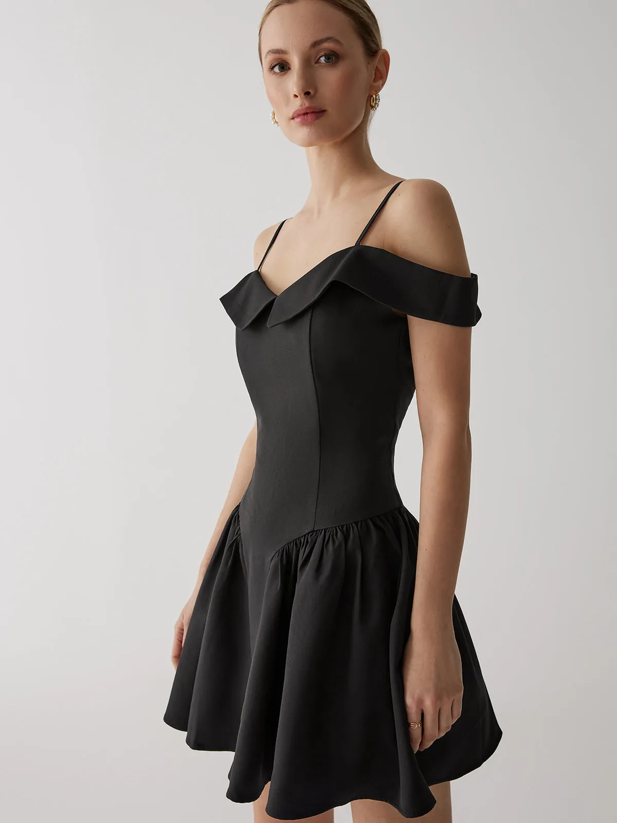 Solid Off-Shoulder Graceful Short Dress