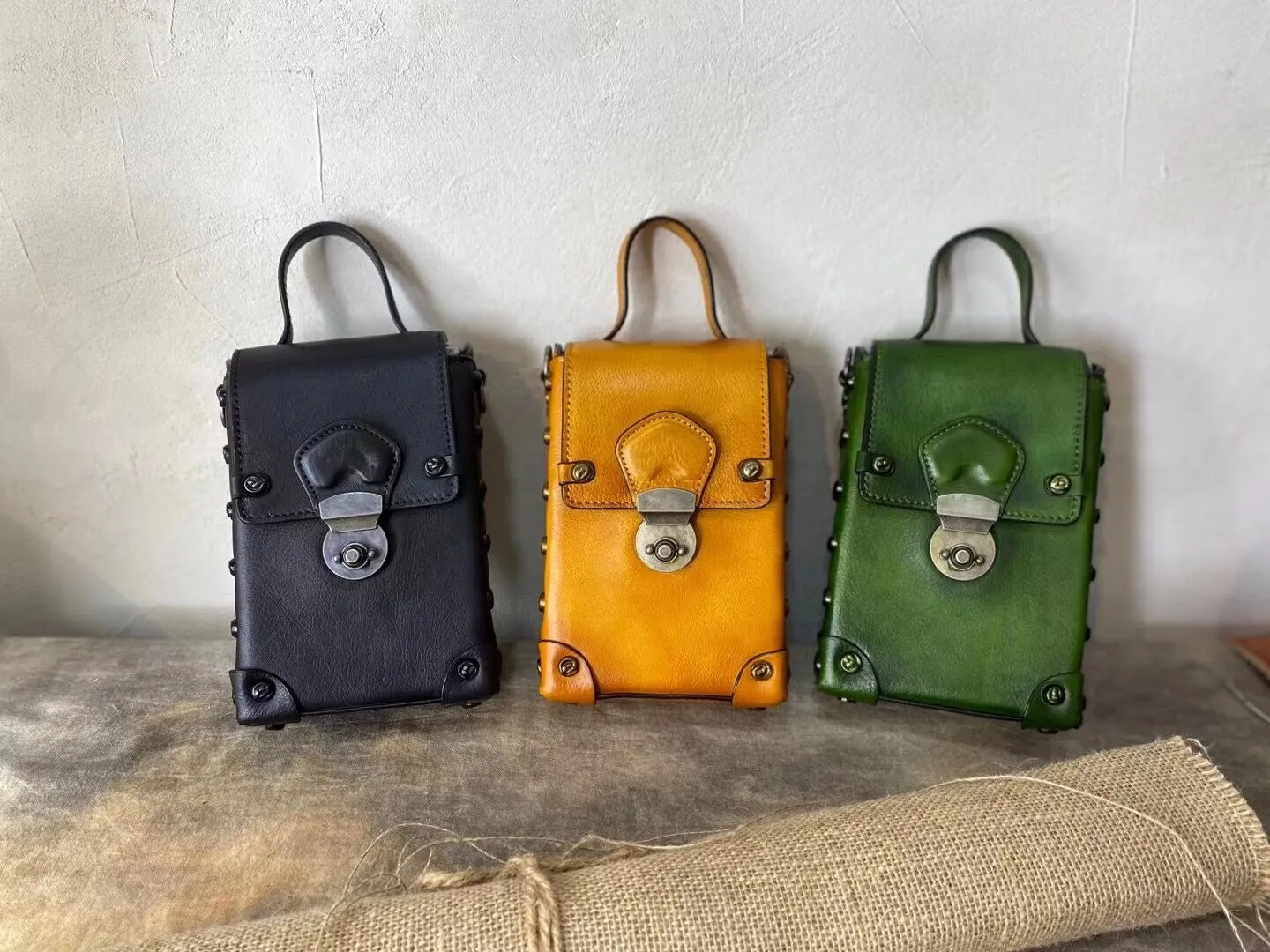 Vintage Ladies Leather Crossbody Cell Phone Shoulder Bag Side Bags For Women